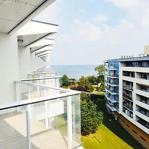 https://villmaris-apart-seaside-park-private.kolobrzeghotels.com